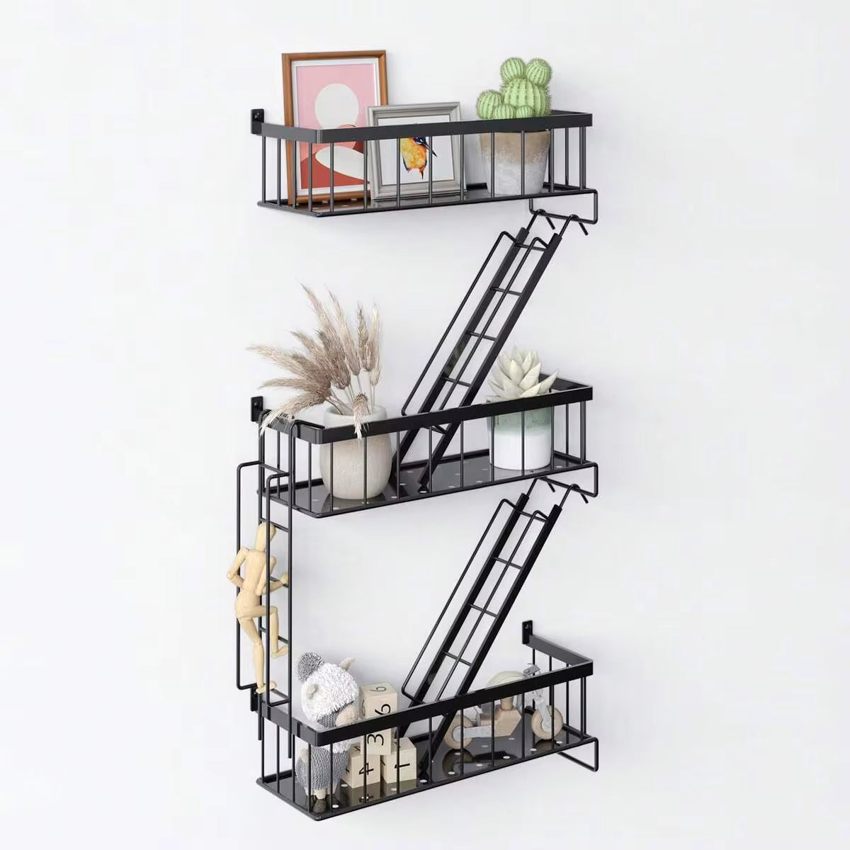 Tomnk 3-Tier New York Decorative Ladder Shelf, Room Organization, Wall Decor Floating Shelf Black Metal Shelves For Bedroom, Home Office Storage And Display, Room Decor